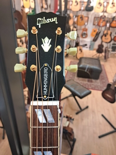 Gibson Hummingbird 3